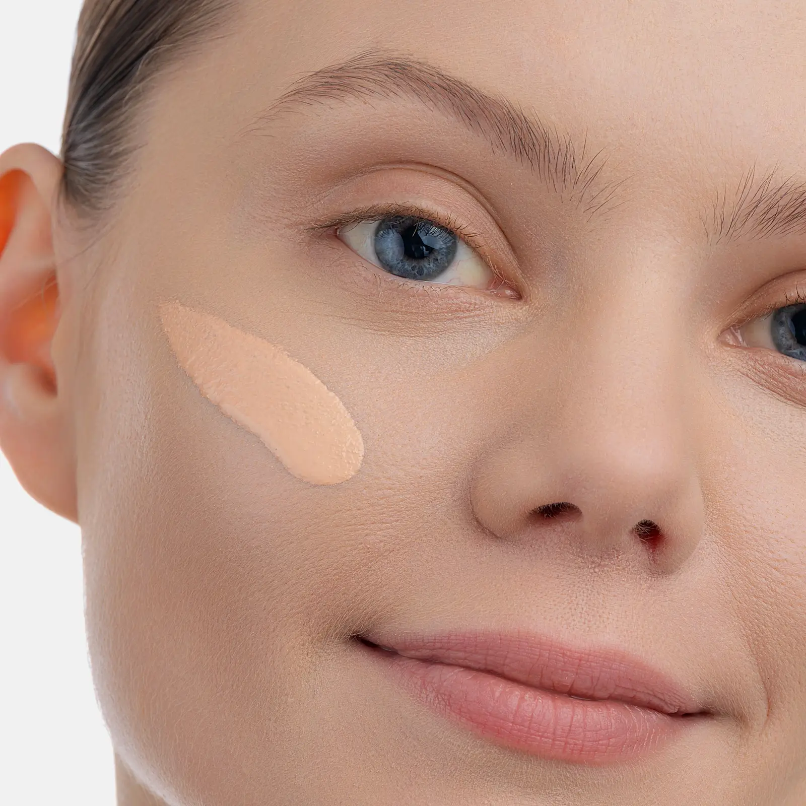 Основа тональная Influence Beauty Skinnovation II Hydra увлажняющая тон 01 