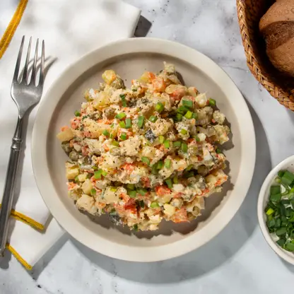 Изображение товара Салат Столичный с куриным мясом М Кухня 200г