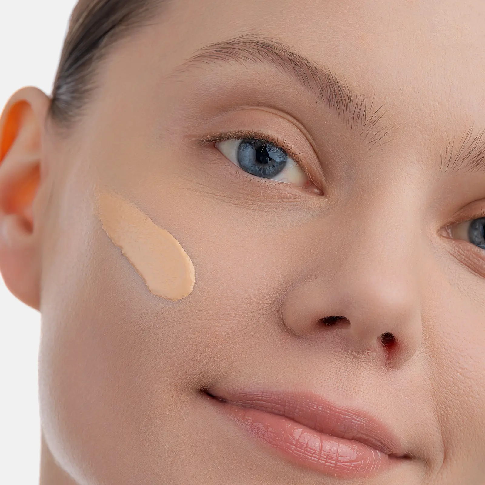 Тональная основа для лица тон 03 Influence Beauty Superfluid - фото 6 Тональная основа для лица тон 03 Influence Beauty Superfluid - фото 6