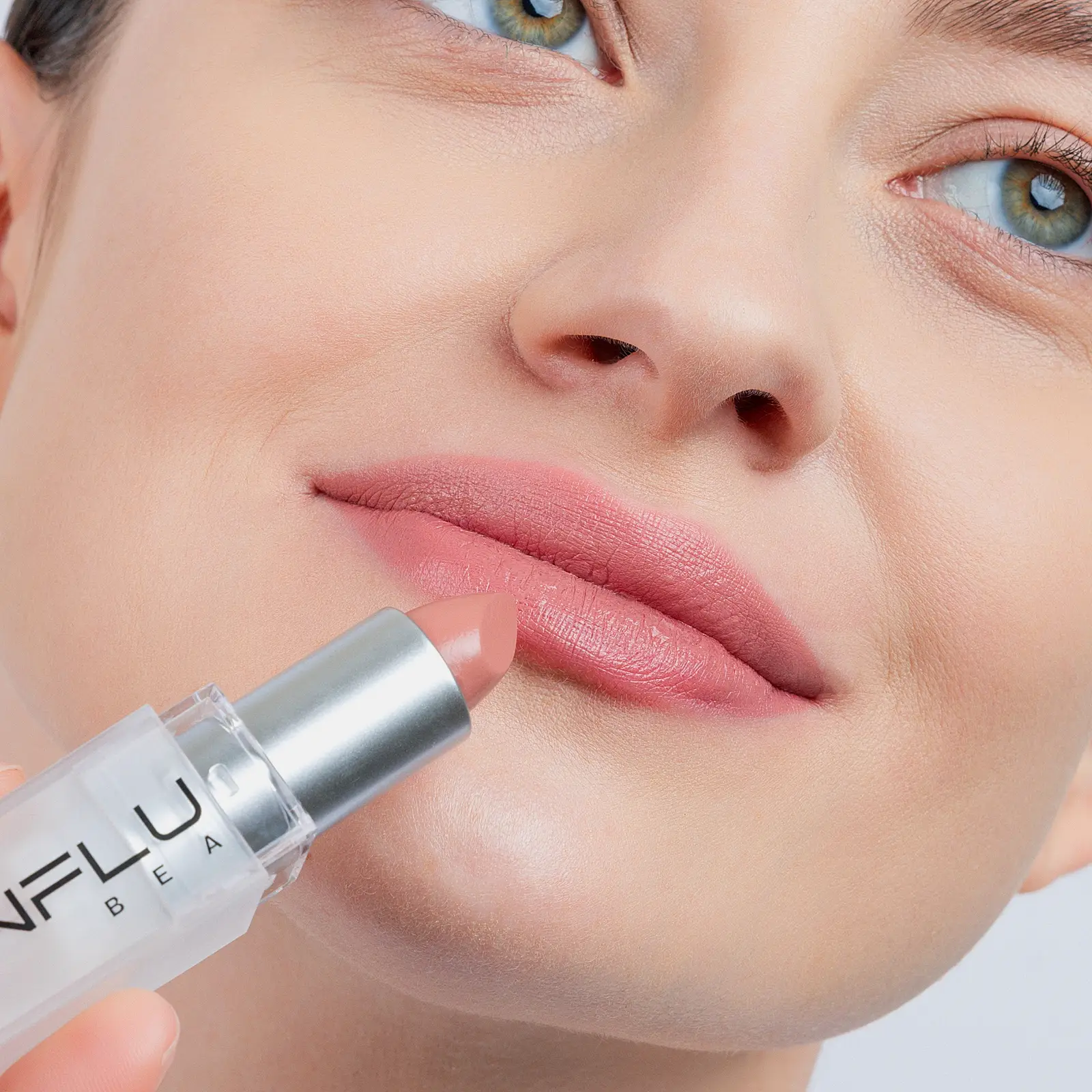 Помада-стик для губ Influence Beauty тон 01 