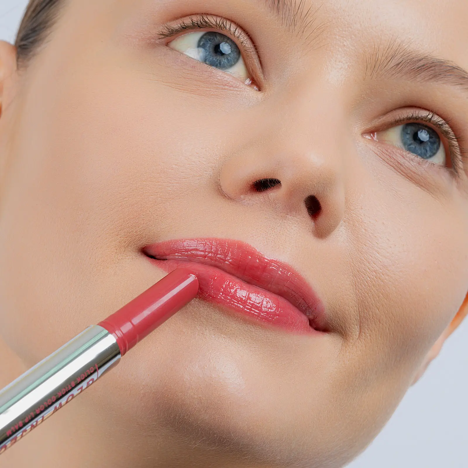 Бальзам-стик для губ тон 01 Influence Beauty Glow Injection