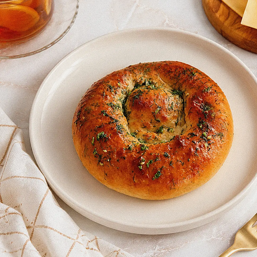 Лепешка с чесноком 380г
