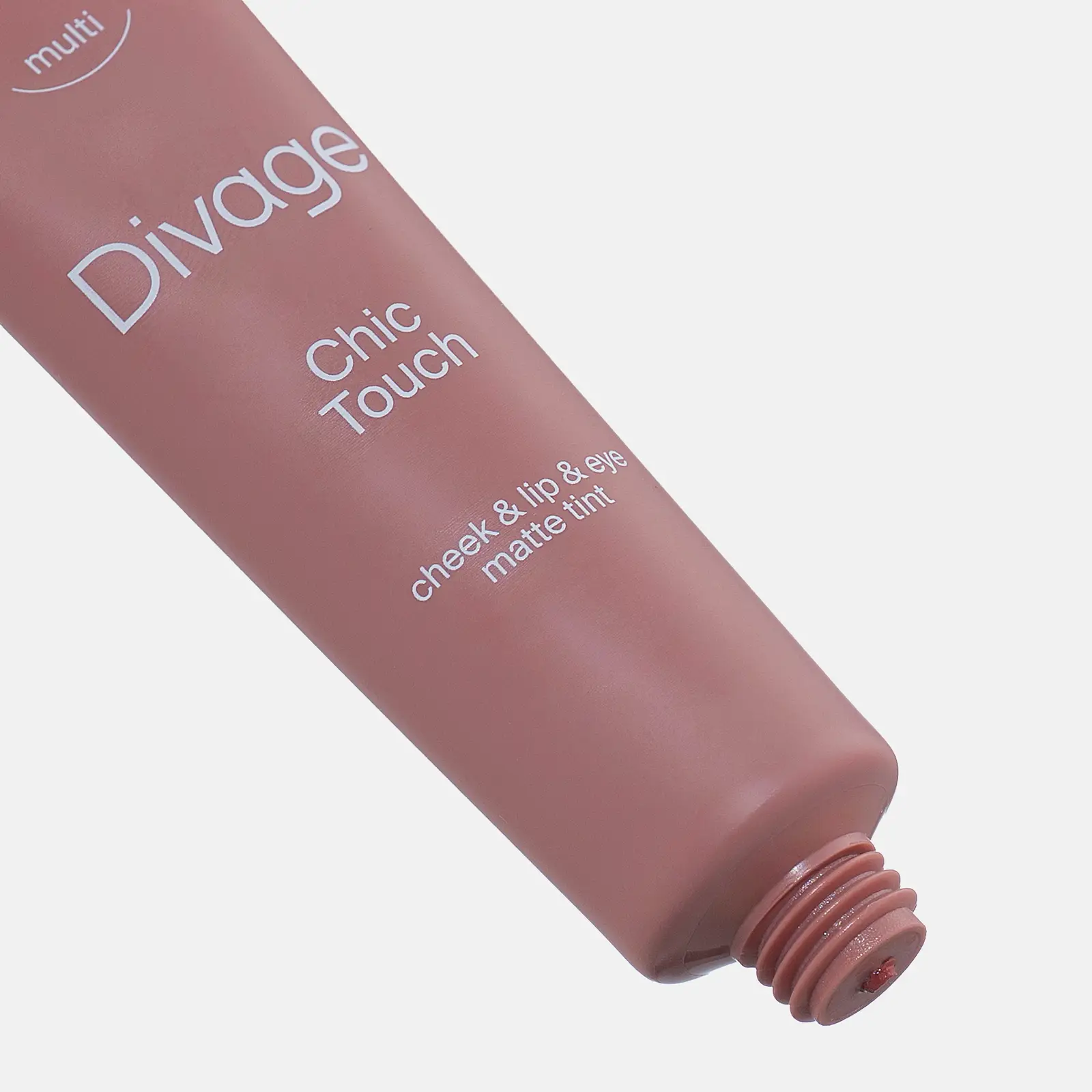 Тинт для лица Divage Chic Touch матовый тон 02