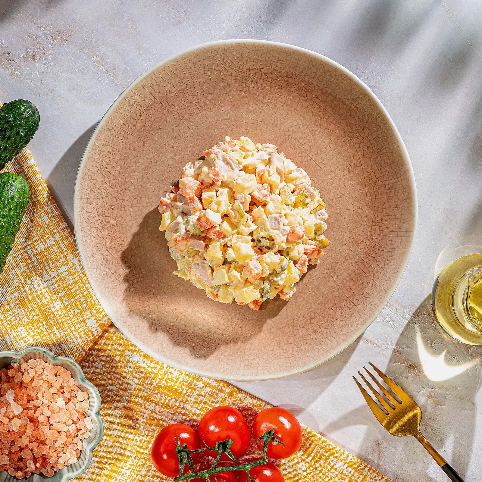 Изображение товара Классический салат Оливье М кухня 200г с вареной колбасой и майонезом