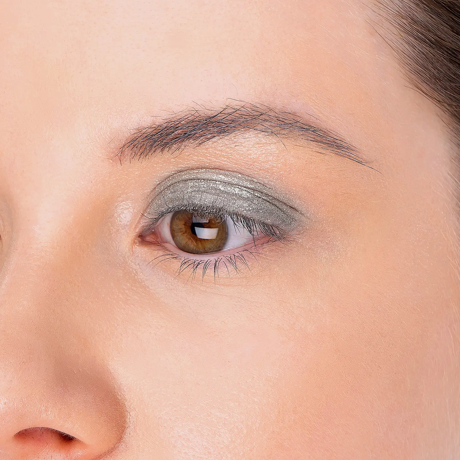 Тени жидкие Influence Beauty Interstellar тон 06