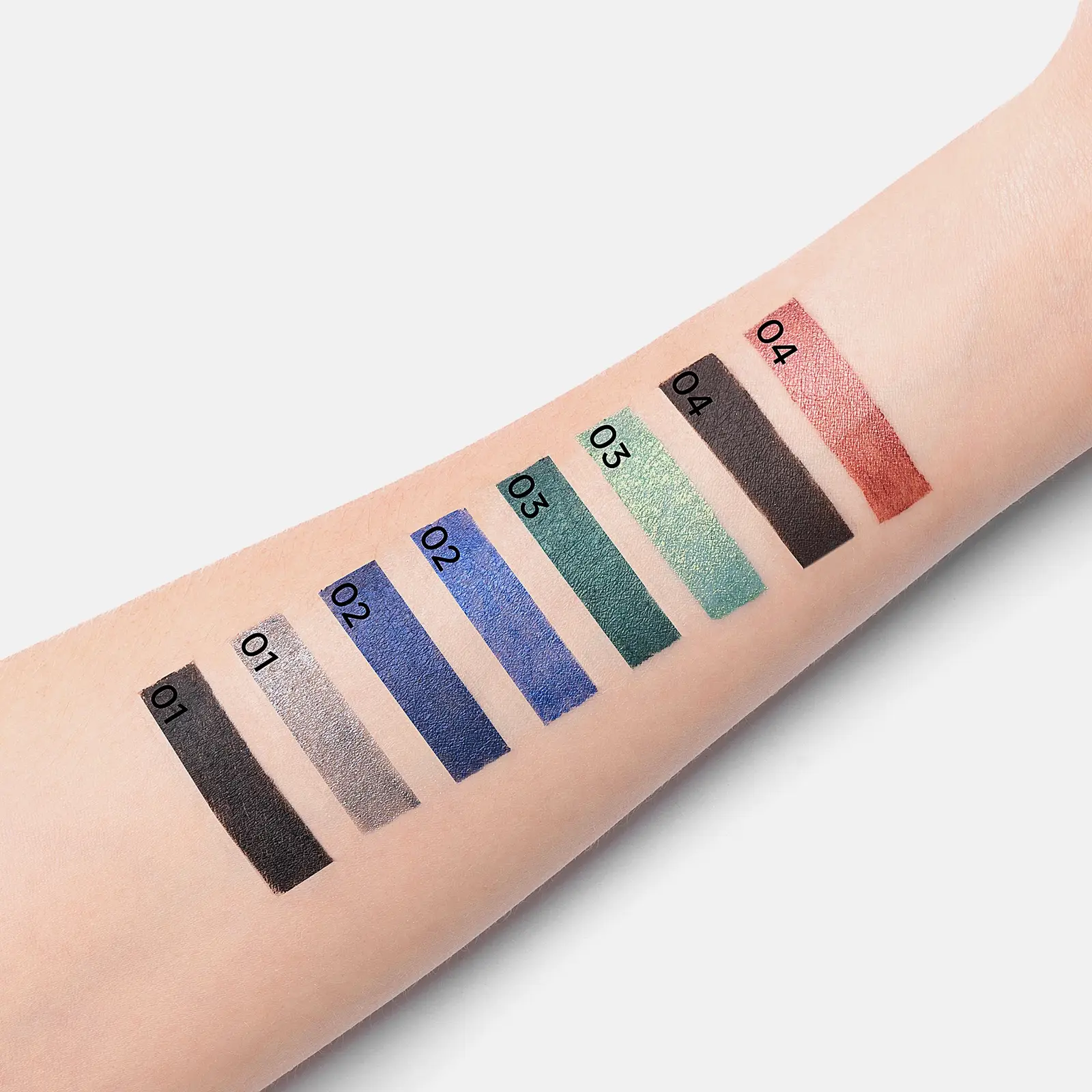 Карандаш для глаз с шиммером 2в1 тон 01 Black Classic 7Days B.Colour Pro Capsule