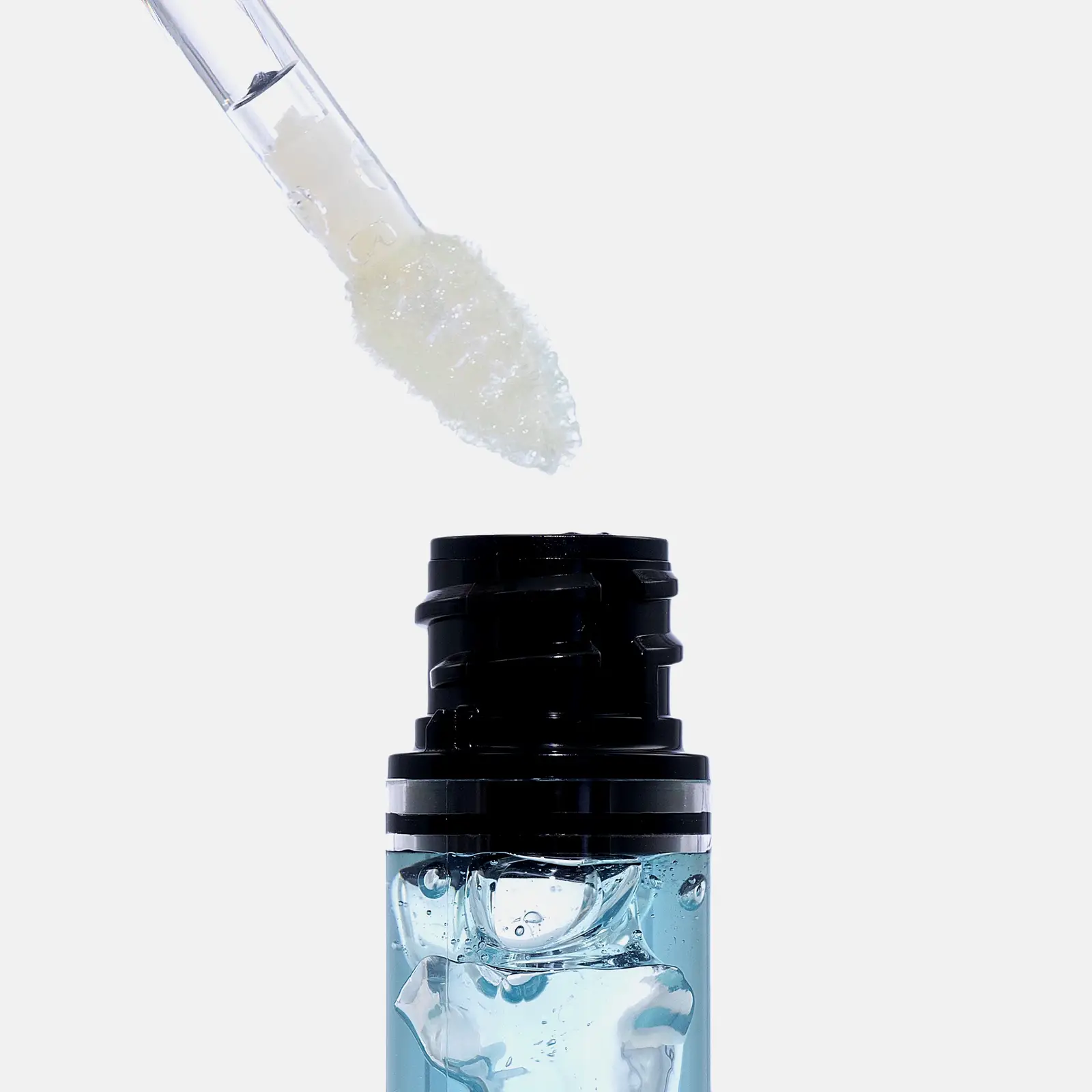 Масло для губ Plump Ambition тон 113 Cristal Ice Loreal Paris - фото 4