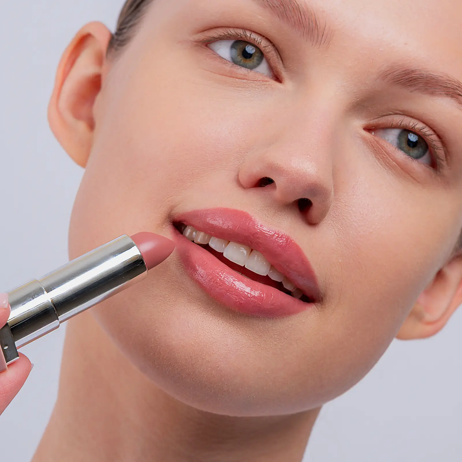 Помада-бальзам для губ Nude Balm Lipstick тон 04 Divage