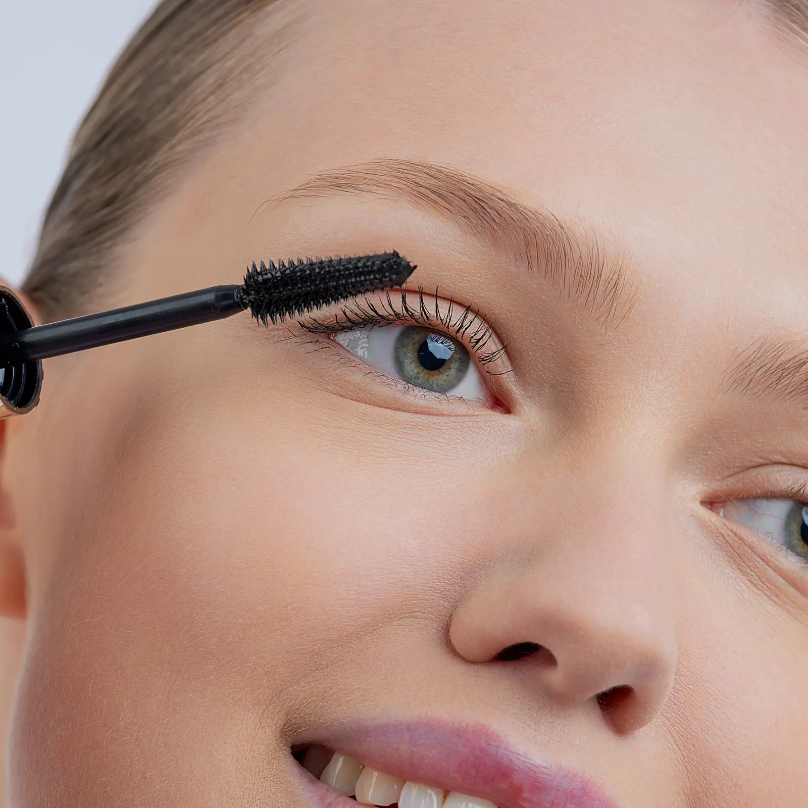 Тушь для ресниц объем и удлинение L’Oréal Paris Volume Millions Lashes Panorama - фото 5 Тушь для ресниц объем и удлинение L’Oréal Paris Volume Millions Lashes Panorama - фото 5