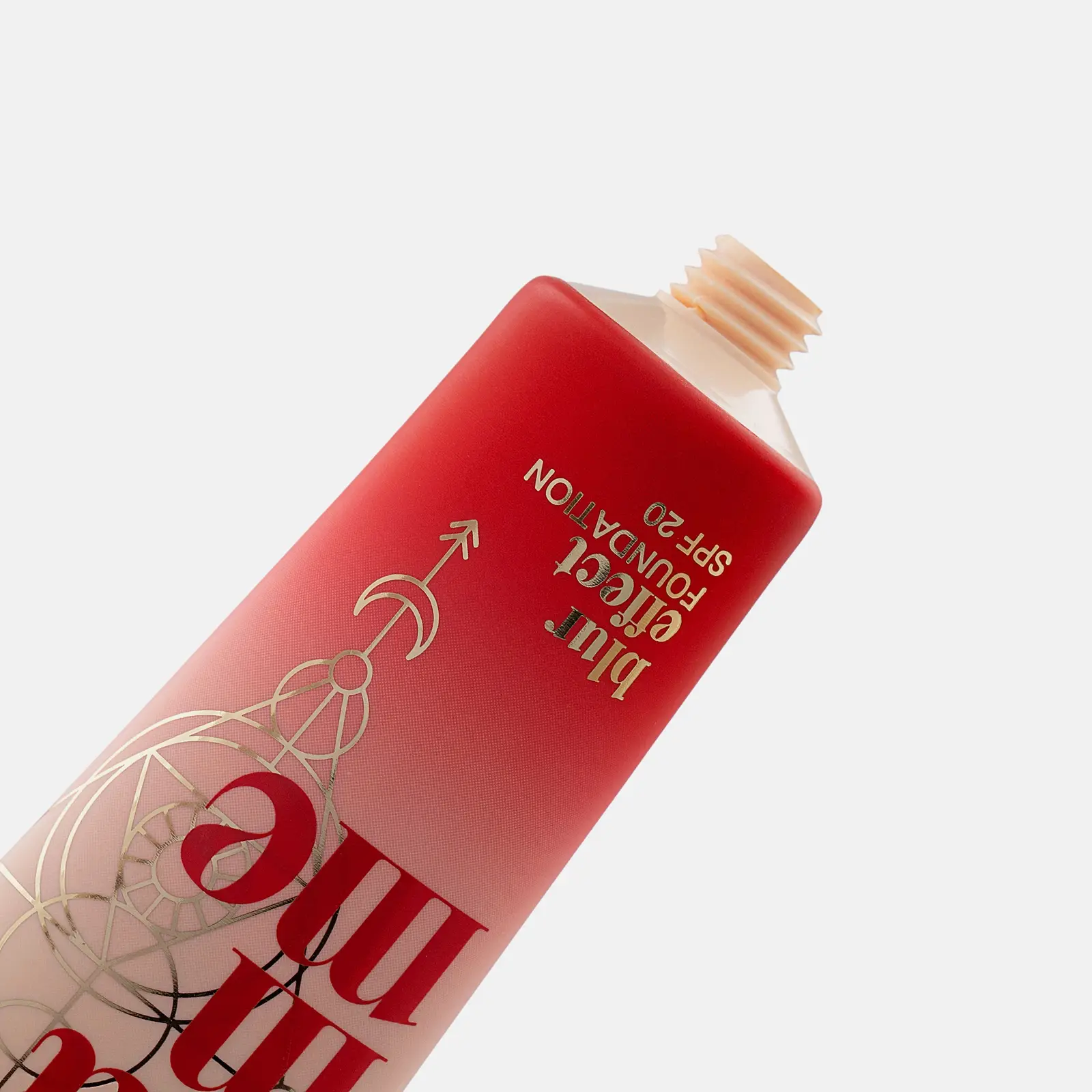 Тональная основа для лица с SPF Flamme тон 02 Vivienne Sabo