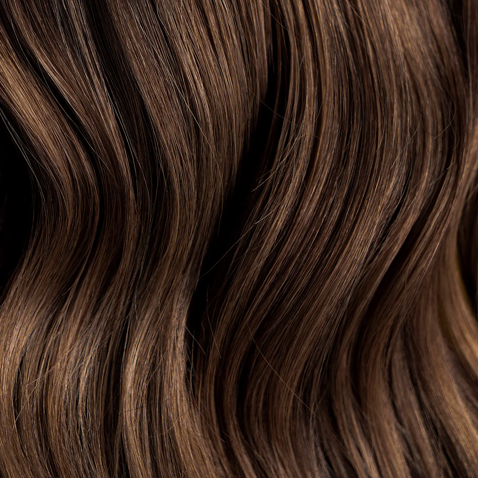 Тонирующий спрей L’Oréal Paris для мгновенного закрашивания отросших корней Magic Retouch оттенок Каштановый 75мл