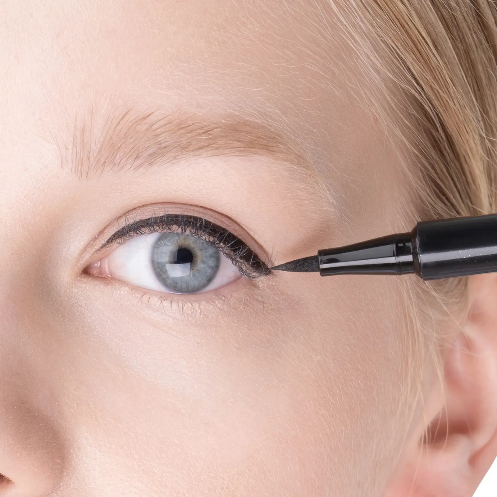 Подводка-фломастер для глаз Pupa Vamp Stylo liner Черная