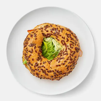 Бейгл с курицей 200г