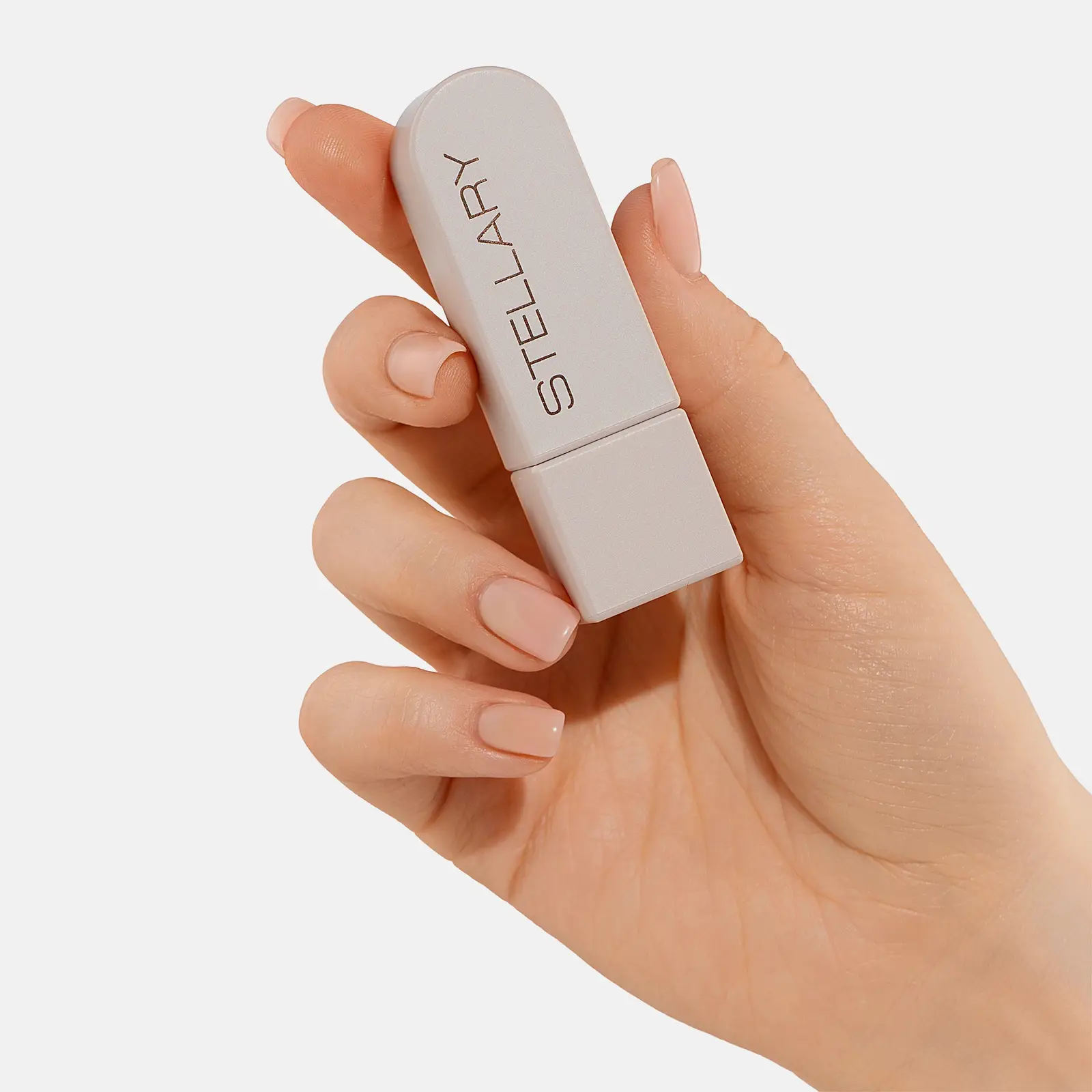 Устойчивая помада для губ Rich Nude тон 06 Stellary