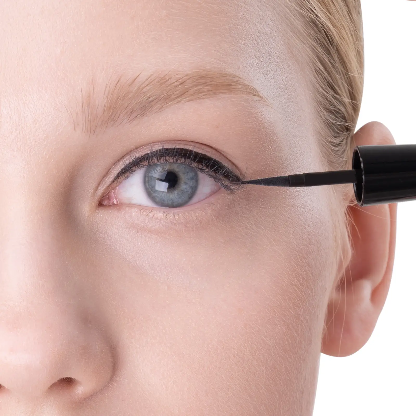 Подводка для глаз Pupa V Definition Liner тон 100 Черная