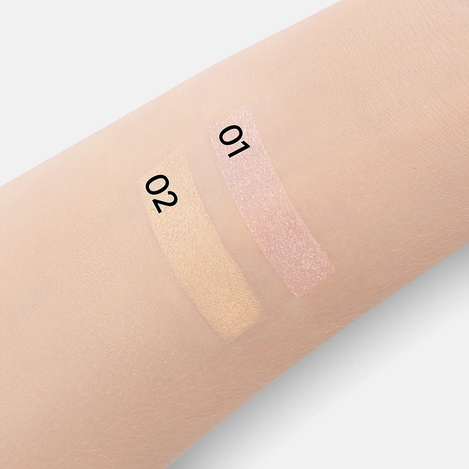 Хайлайтер для лица Atomic Aur тон 01 Beauty Bomb
