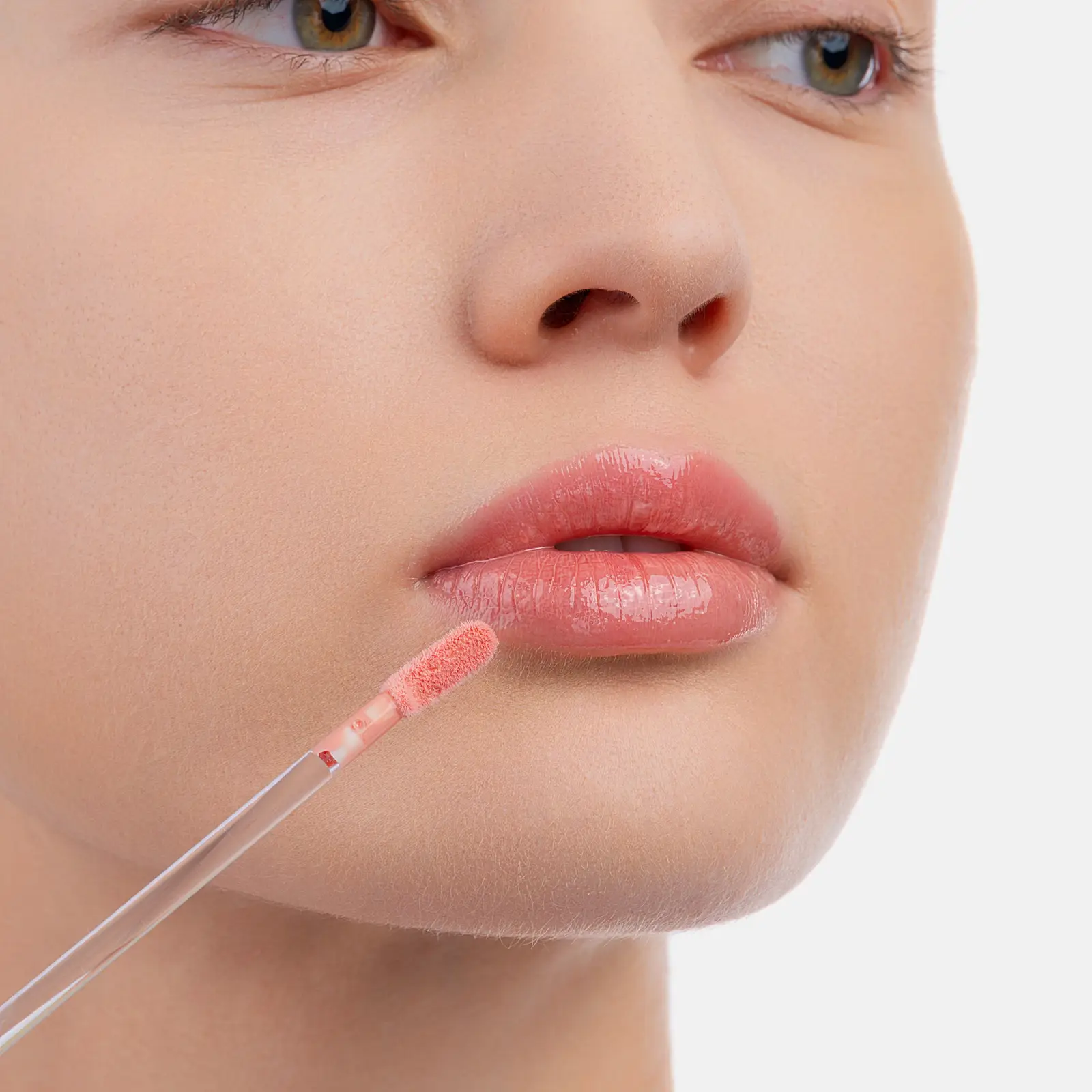 Блеск для увеличения объема губ тон 04 Influence Beauty - фото 5