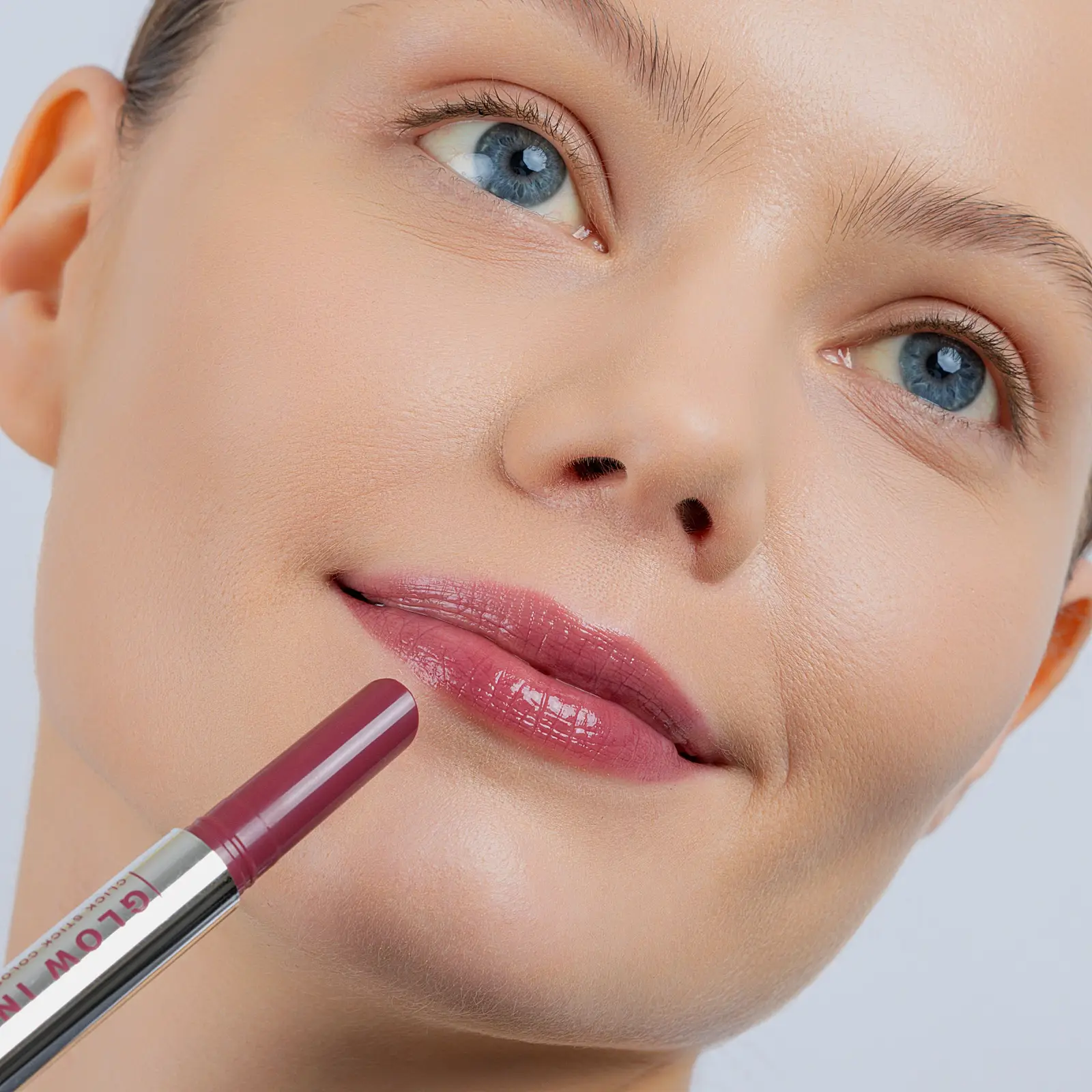 Бальзам-стик для губ тон 04 Influence Beauty Glow Injection