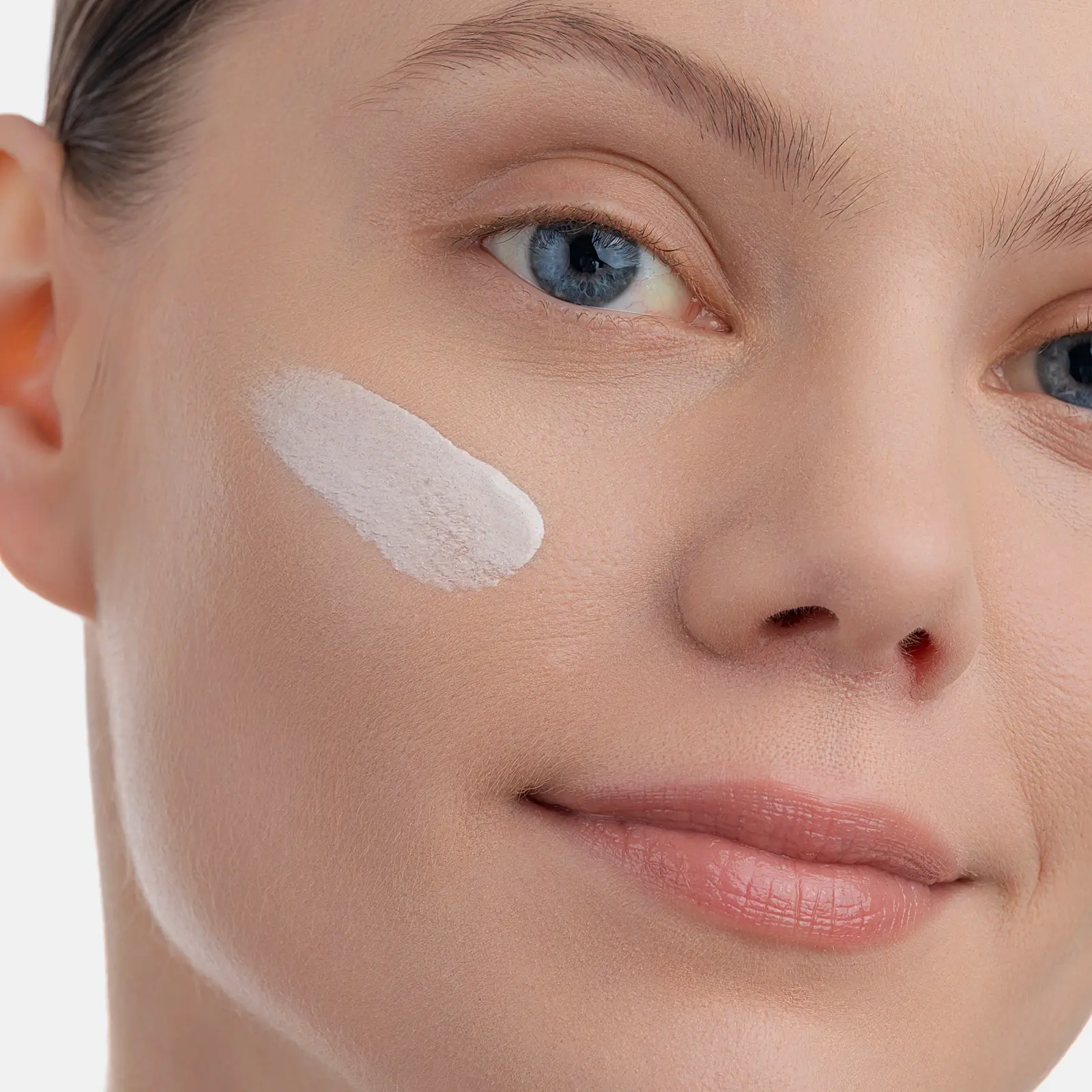 СС-крем для лица Influence Beauty Skin Transformer тон 02 