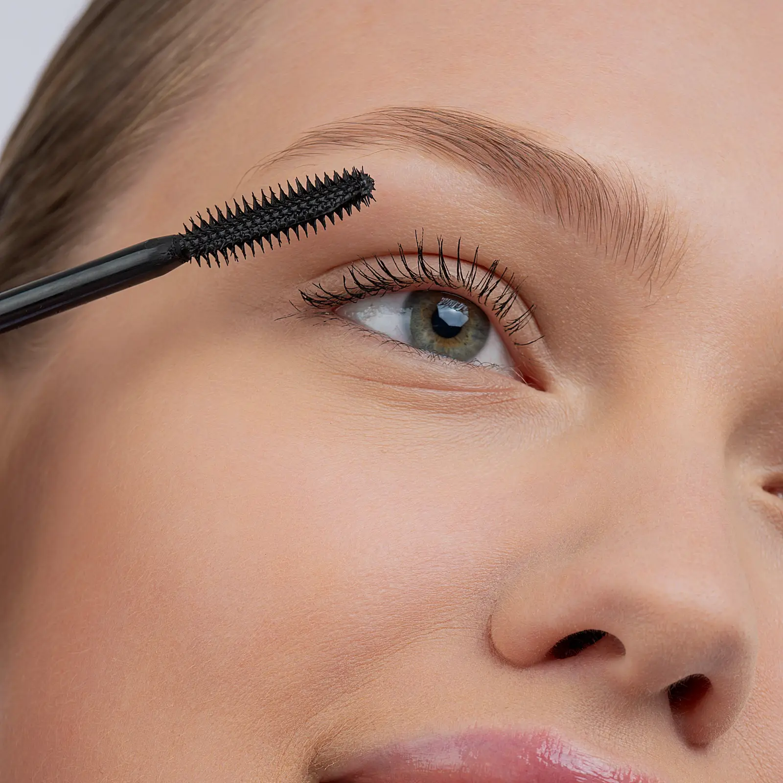 Тушь для ресниц L’Oréal Paris Volume Million Lashes Balm Balm Noir для объема и разделения черная - фото 5 Тушь для ресниц L’Oréal Paris Volume Million Lashes Balm Balm Noir для объема и разделения черная - фото 5
