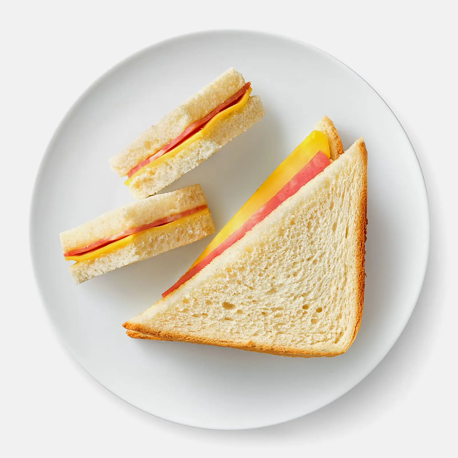 Изображение товара Сэндвич с ветчиной и сыром 150г Эко Фуд она