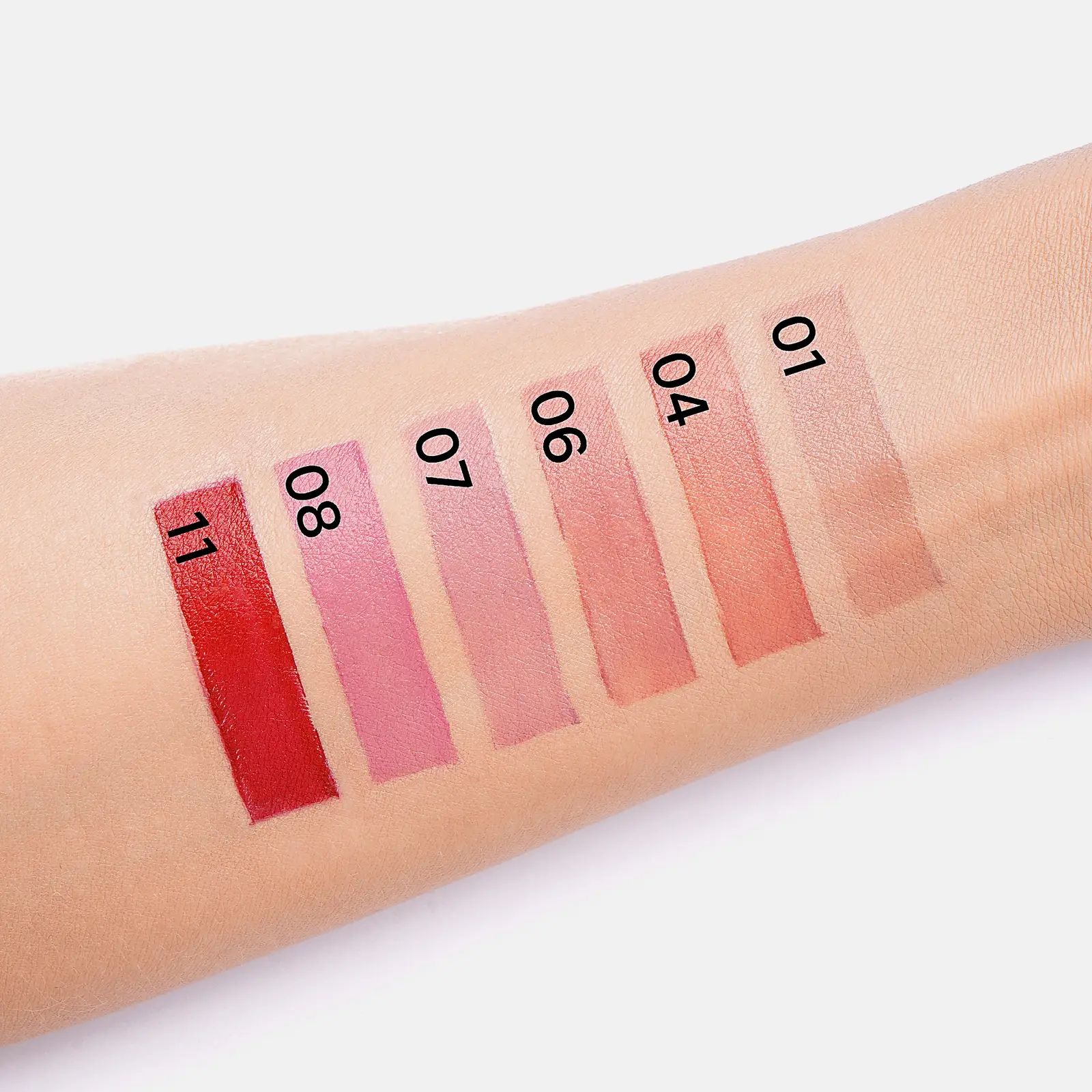 Помада для губ Sensuality Semi Matte Lipstick тон 01 Divage