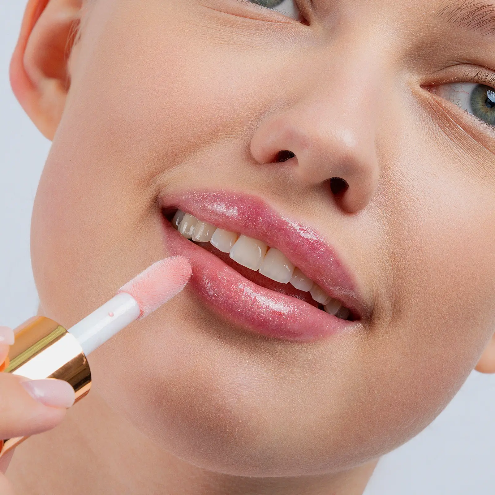 Блеск для губ Lipgloss Big Lips тон 03 Stellary
