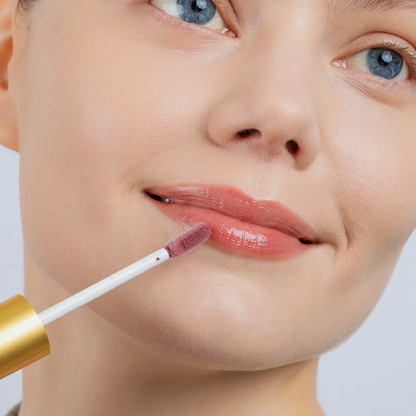 Блеск для губ Lip Gloss Juicy тон 13 Beauty Bomb - фото 5