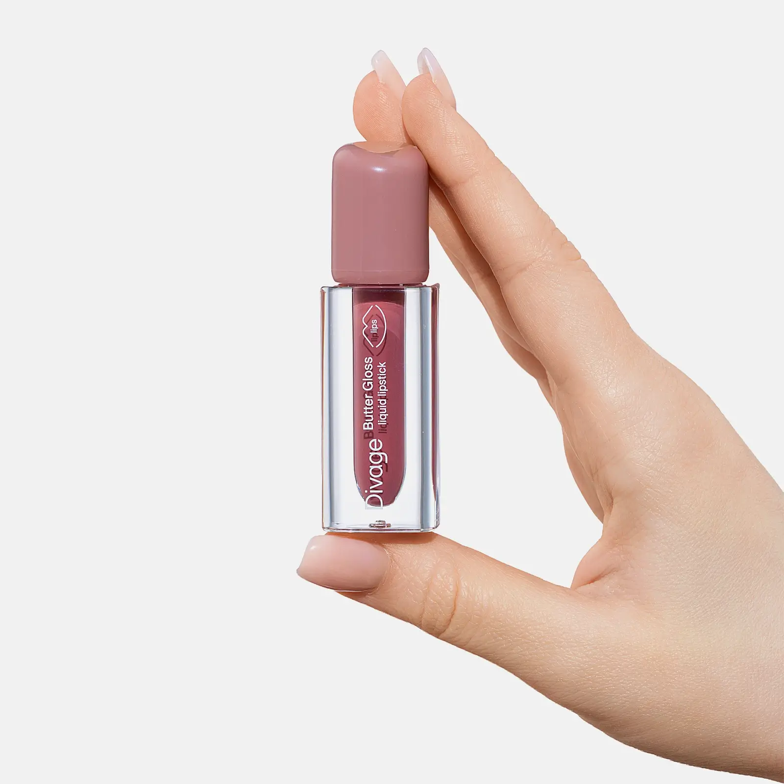 Помада для губ Butter Gloss Liquid Lipstick тон 02 Divage