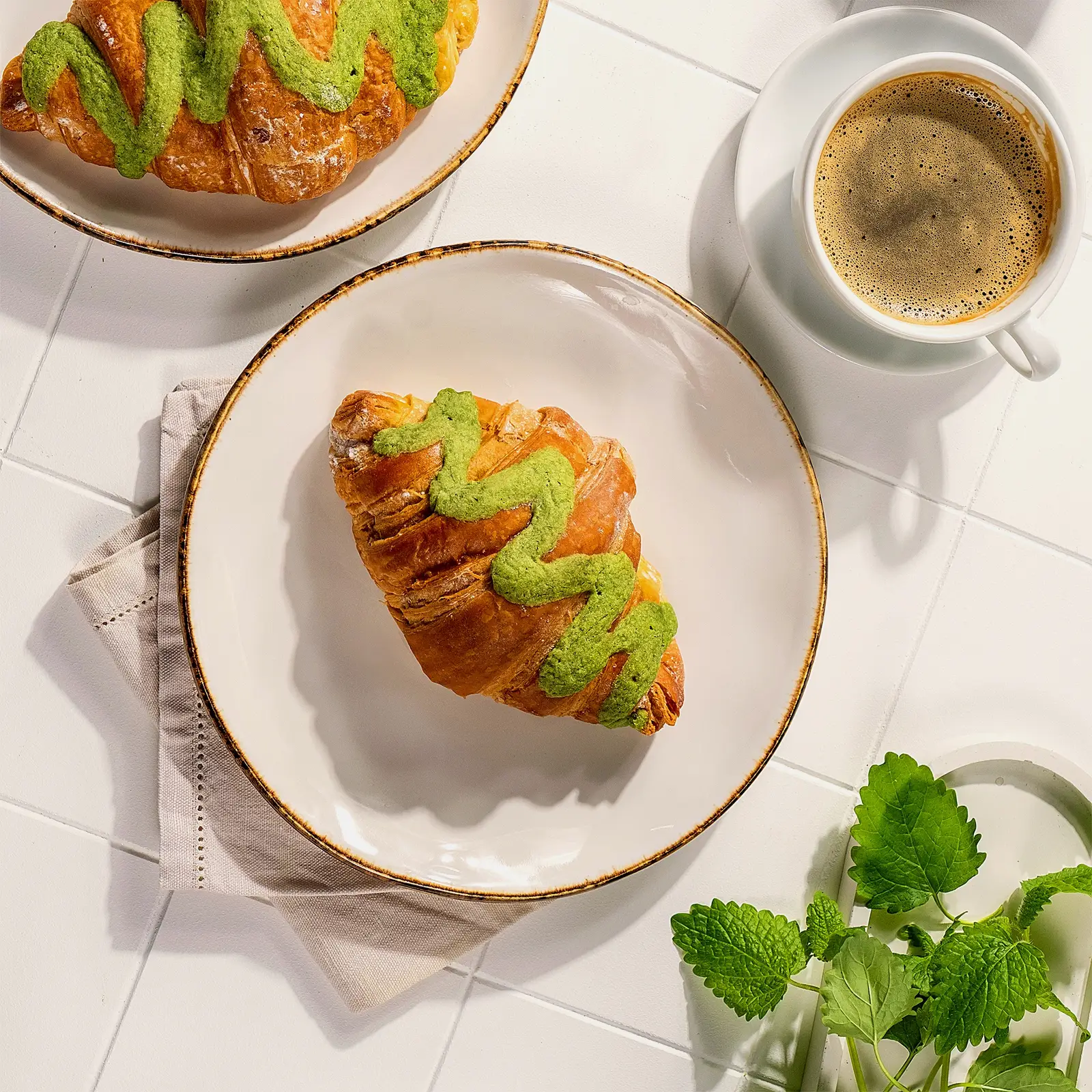 Круассан с фисташковой начинкой 80г