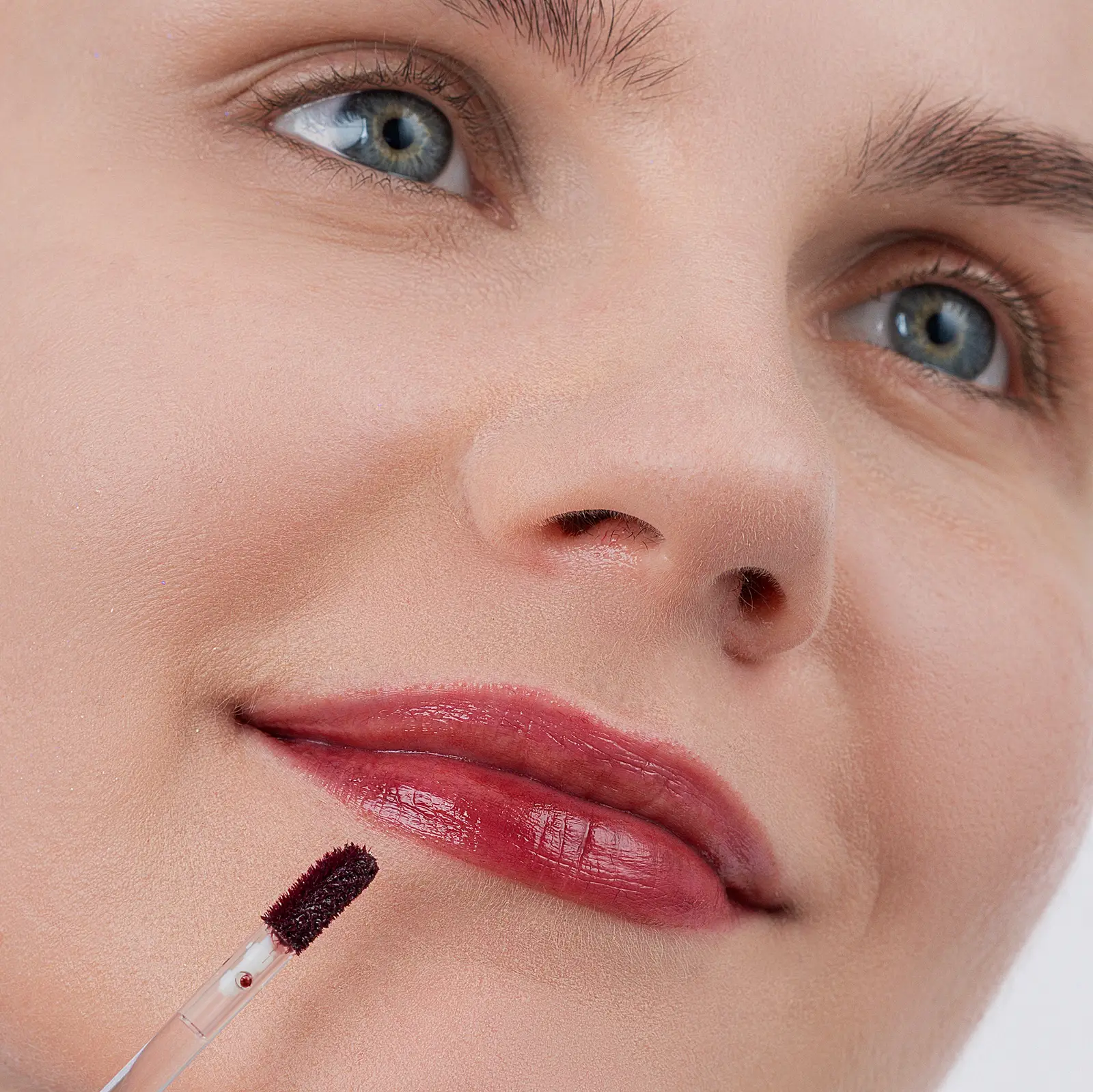 Тинт для губ тон 03 Beauty Bomb Смешарики - фото 2 Тинт для губ тон 03 Beauty Bomb Смешарики - фото 2