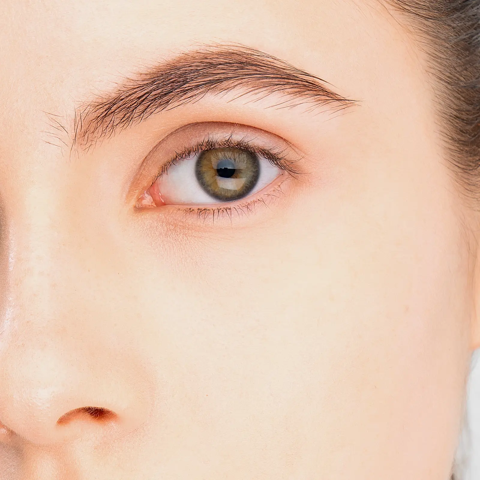 Автоматический карандаш для бровей тон 05 Stellary