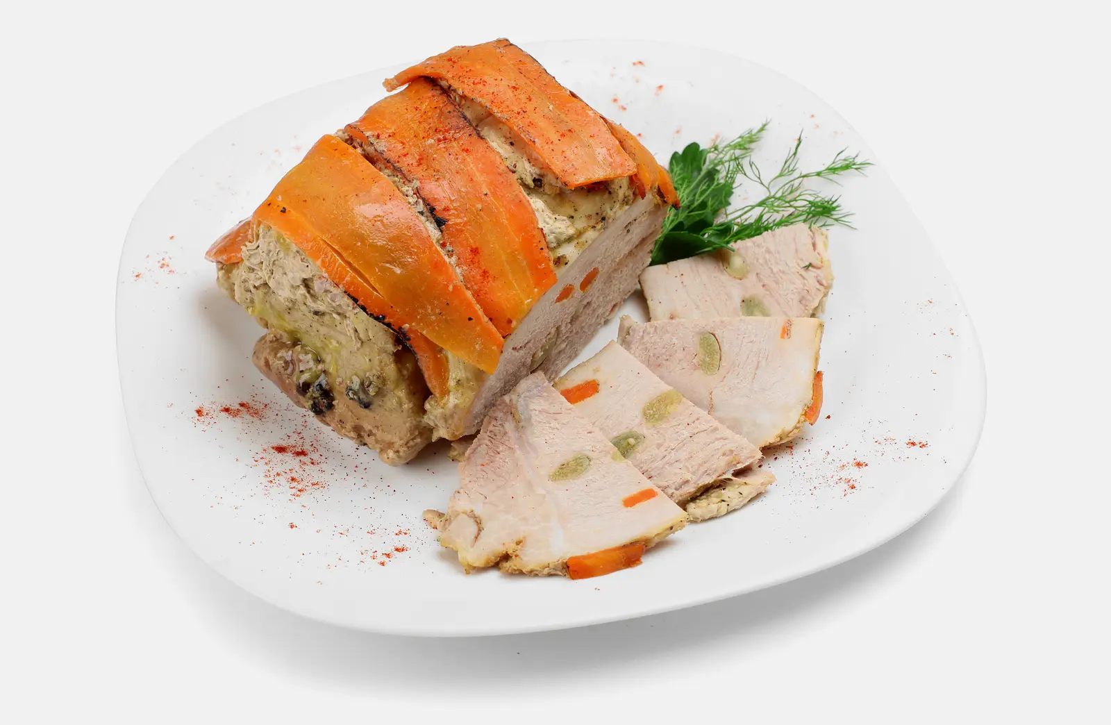Буженина с морковью и чесноком